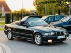 BMW 320i * 6 CILINDERS * CABRIO * M PACK * 153.000 km, Auto's, BMW, Euro 2, 110 kW, Cabriolet, Zwart