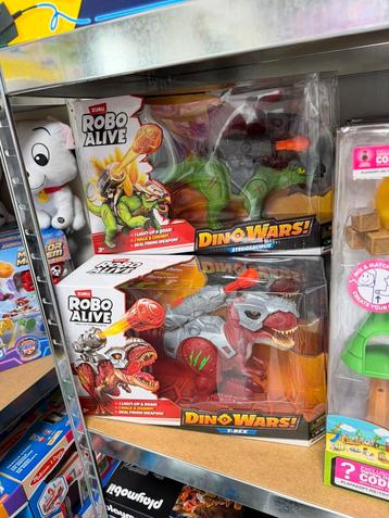 Robo Alive Dino Wars Speelgoed robot T-Rex Stegosaurus NIEUW beschikbaar voor biedingen