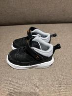 Kinderschoen nike jordan, Kinderen en Baby's, Babykleding | Schoentjes en Sokjes, Ophalen, Zo goed als nieuw, Schoentjes