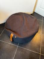 Grijze zachte poef, Ophalen, Zo goed als nieuw, Grijs, Overige typen