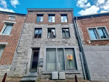 Charmant studio au rez-de-chaussée beschikbaar voor biedingen