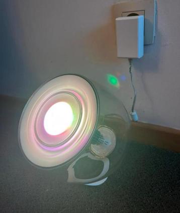 Philips living colors lamp met afstandsbediening beschikbaar voor biedingen