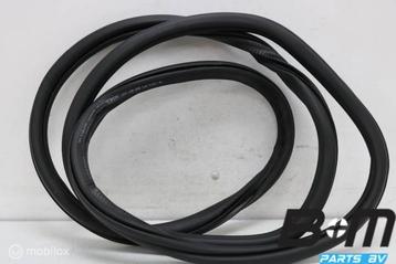 Portierrubber linksachter VW Golf 7 5drs 5G6867913 beschikbaar voor biedingen