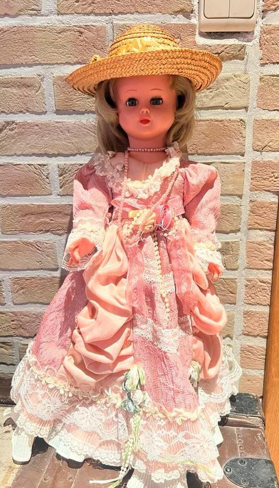 Vintage UNICA Belgium pop –45 cm/ Vintage UNICA Belgium doll, Verzamelen, Poppen, Pop, Ophalen of Verzenden