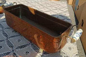 koperen bloembak beschikbaar voor biedingen