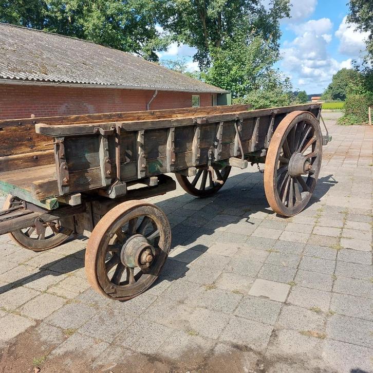 Decoratieve oude boerenwagen afkomstig uit Belgie, Antiek en Kunst, Curiosa en Brocante, Ophalen