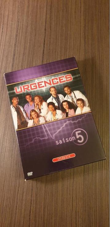 Coffret Urgences - Saison 5 beschikbaar voor biedingen