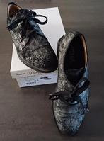 Veterschoenen met bloemenstructuur - Verhulst, Kleding | Dames, Schoenen, Zwart, Overige typen, Verhulst, Ophalen of Verzenden