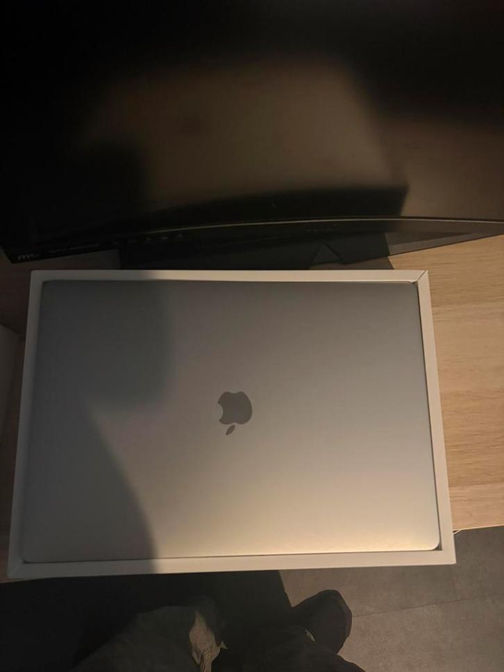 Apple Macbook Pro 16", Computers en Software, Apple Macbooks, Zo goed als nieuw, MacBook, Ophalen of Verzenden