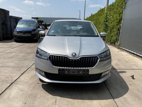 MOTORKAP Skoda Fabia III Combi (NJ5) (01-2014/12-2022), Auto-onderdelen, Carrosserie, Motorkap, Skoda, Gebruikt