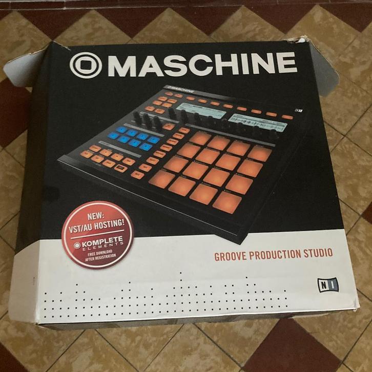 Studio de production Machine Groove de Native Instruments, Musique & Instruments, Équipement Midi, Comme neuf, Enlèvement ou Envoi