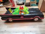 1960's Batmobile, metalen wagen op batterijen, Hobby en Vrije tijd, Ophalen of Verzenden, Zo goed als nieuw