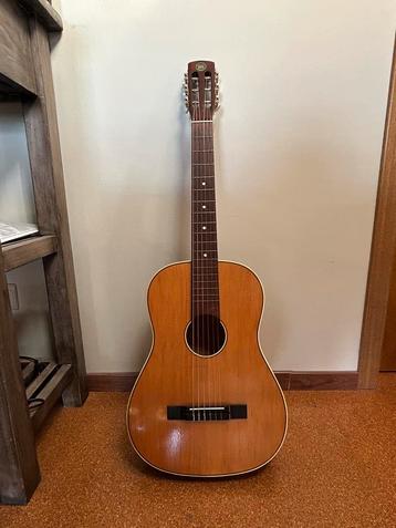 Musima vintage akoestische gitaar  beschikbaar voor biedingen