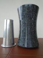 Vase de 25 cm de haut Jardin ou pierre, Maison & Meubles, Accessoires pour la Maison | Vases, Comme neuf, Enlèvement ou Envoi