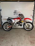 Honda cr 250 bj 1997, Fietsen en Brommers, Brommers | Crossbrommers, Ophalen, Gebruikt, 5 versnellingen, 250 cc