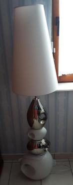 Lampe neuve,très jolie 1m45, Maison & Meubles, Comme neuf, Enlèvement