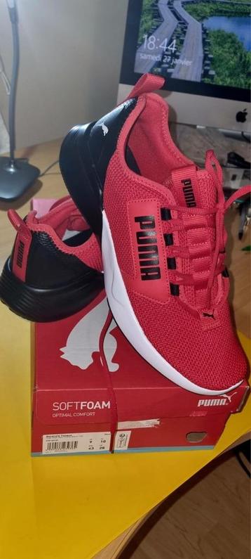 PUMA sportschoenen rood-zwart-wit maat 28/43 nieuw