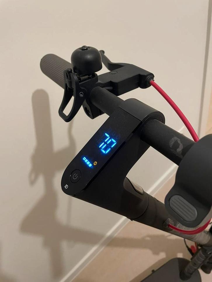 Elektrische stem xiaomi, Fietsen en Brommers, Steps, Zo goed als nieuw, Elektrische step (E-scooter), Ophalen