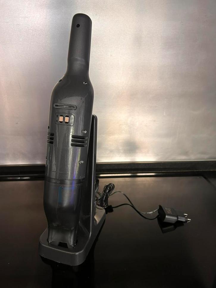 Black&Decker Kruimeldief HLVC320B11-QW, Elektronische apparatuur, Stofzuigers, Zo goed als nieuw, Kruimeldief, Minder dan 1200 watt