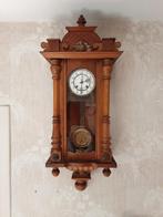 Horloge ancienne, Enlèvement