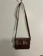 Bruin handtasje 17 op 22 cm, Handtassen en Accessoires, Tassen | Damestassen, Ophalen of Verzenden, Zo goed als nieuw, Bruin