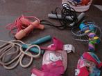 buitenspeelgoed: 4  springtouwen en kniebeschermers, Sport en Fitness, Ophalen, Gebruikt