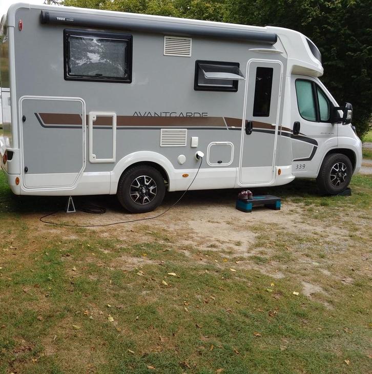 camper, Caravans en Kamperen, Mobilhomes, Particulier, tot en met 4, Half-integraal, McLouis, Overige merken, Diesel, Handgeschakeld