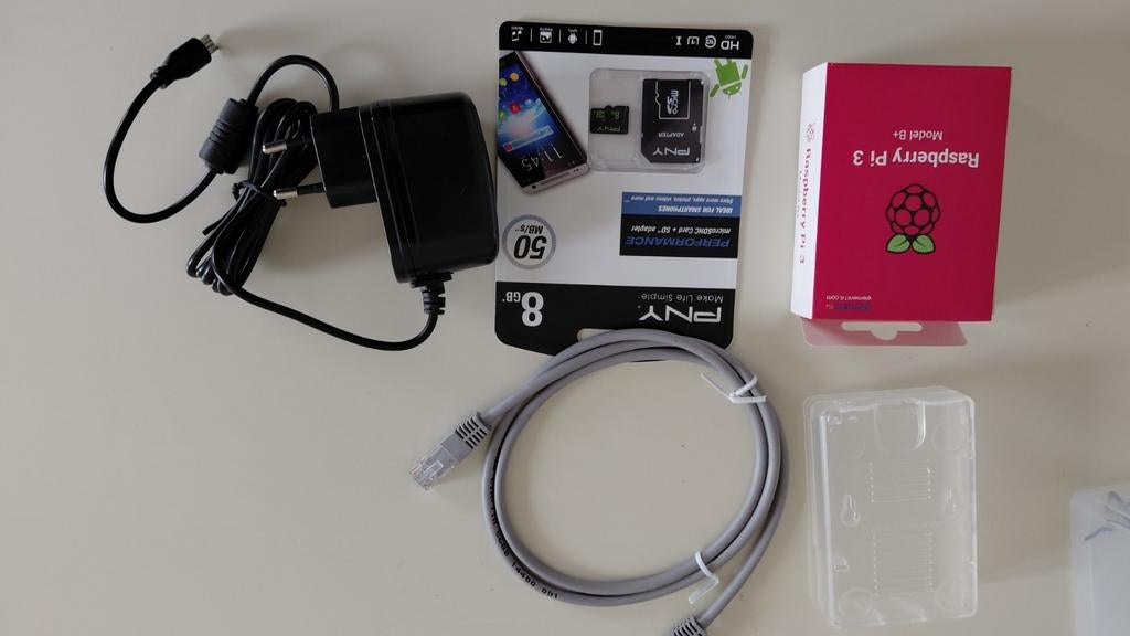 Raspberry Pi PI 3 MODEL B+ Nieuw, Enlèvement