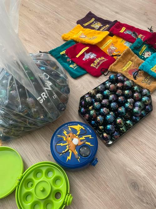 Groot lot van 386 Pokemon knikkers  + toebehoren, Hobby en Vrije tijd, Verzamelkaartspellen | Pokémon, Gebruikt, Ophalen