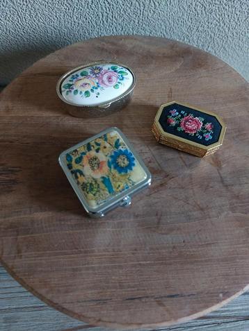 Oude pillendoosjes, Antiek en Kunst, Curiosa en Brocante, Ophalen