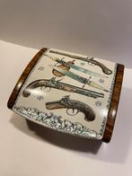Boite esprit Fornasetti, Ophalen of Verzenden