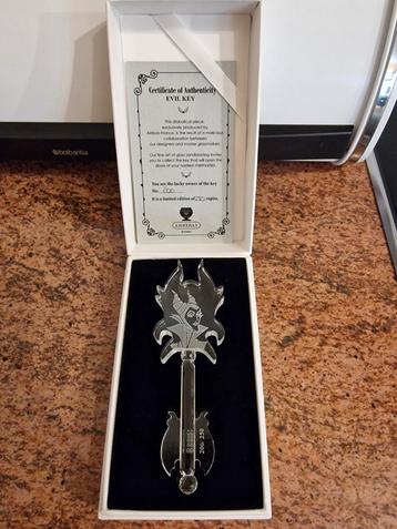 Limited edition sleutel Maleficent  beschikbaar voor biedingen
