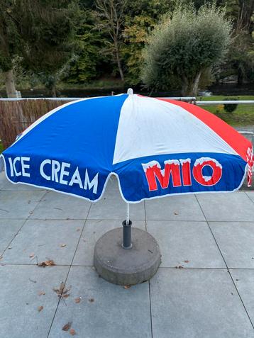 Parasol ice cream mio jaren 60 beschikbaar voor biedingen