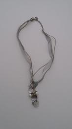 Wit/grijze ketting NIEUW!, Handtassen en Accessoires, Kettingen, Ophalen of Verzenden, Nieuw, Grijs, Overige materialen