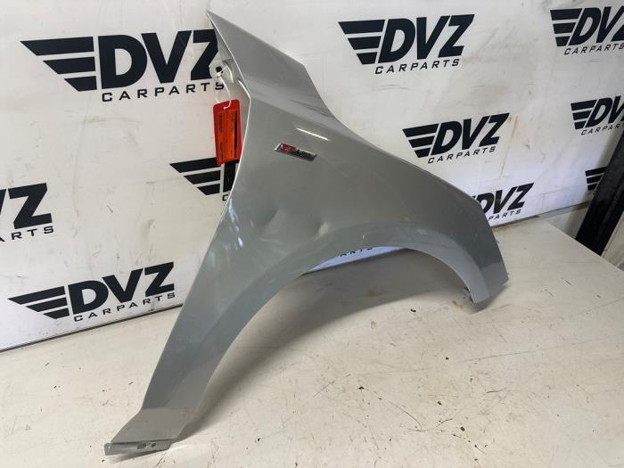 Scherm rechts-voor van een Ford Focus (ZJNC), Auto-onderdelen, Carrosserie, Ford, Gebruikt, 3 maanden garantie, Ophalen of Verzenden