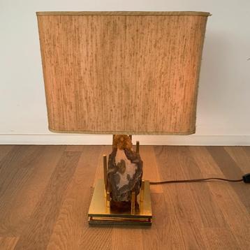 Hollywood Regency tafellamp met versteend hout beschikbaar voor biedingen