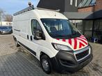 Peugeot Boxer 2.0 BlueHDi L3H2 Premium-AdBlue-Euro 6b, Auto's, Stof, Euro 6, 4 cilinders, Dealer onderhouden