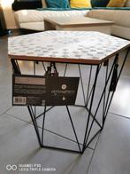 Table à café "Kumi" octogonale, métal & bois neuve, Comme neuf, Moins de 45 cm, Bois, Enlèvement ou Envoi