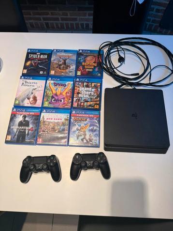 PlayStation 4 met 14 spelletjes 2 bakjes(sterke kabel), Ophalen, Zo goed als nieuw