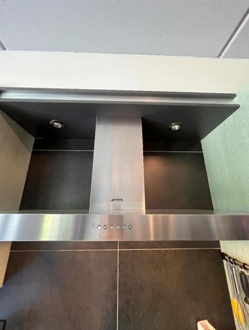 Dampkap Smeg beschikbaar voor biedingen