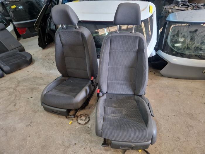 Bekleding Set (compleet) van een Volkswagen Golf, Auto-onderdelen, Interieur en Bekleding, Volkswagen, Gebruikt, 3 maanden garantie