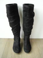 Laarzen Tamaris zwart daim maat 38, Kleding | Dames, Schoenen, Hoge laarzen, Zwart, Ophalen of Verzenden, Gedragen