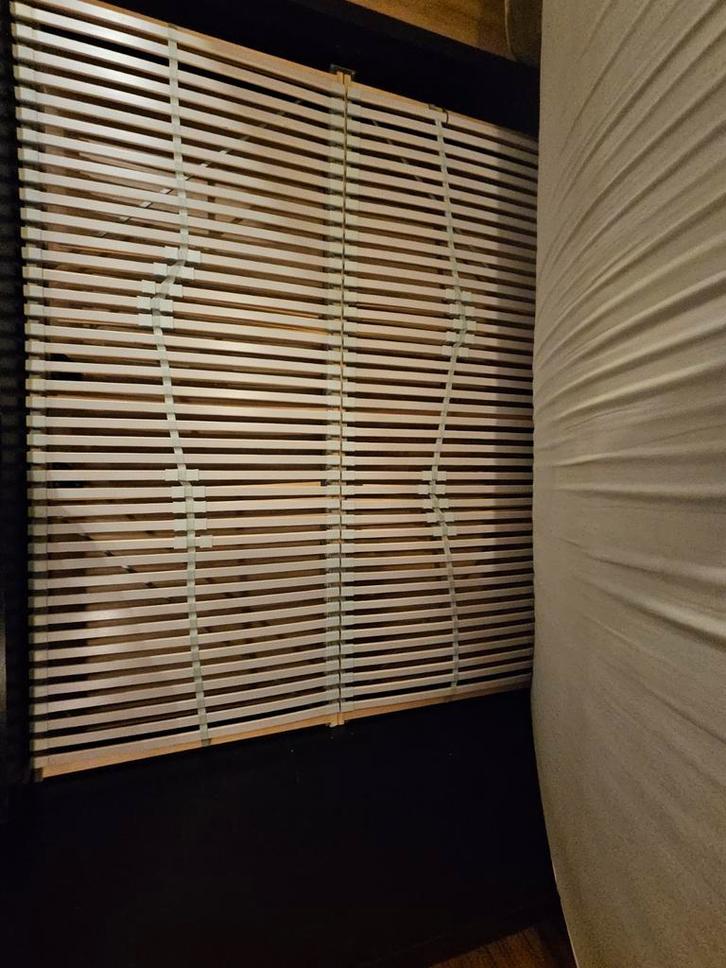 Cadre de lit Malm 160 x 200cm brun/noir + 2 sommiers Ikea, Huis en Inrichting, Stoffering | Gordijnen en Lamellen, Bruin, Zwart