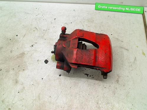 REMKLAUW LINKS VOOR Volkswagen Polo V (6R) (01-2009/05-2022), Auto-onderdelen, Remmen en Aandrijving, Volkswagen, Gebruikt