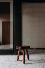 Brutalist stool, Ophalen