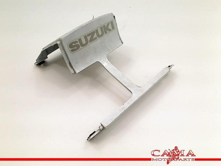 QUEUE DE CARENAGE CENTRE Suzuki, Motos, Pièces | Suzuki, Utilisé