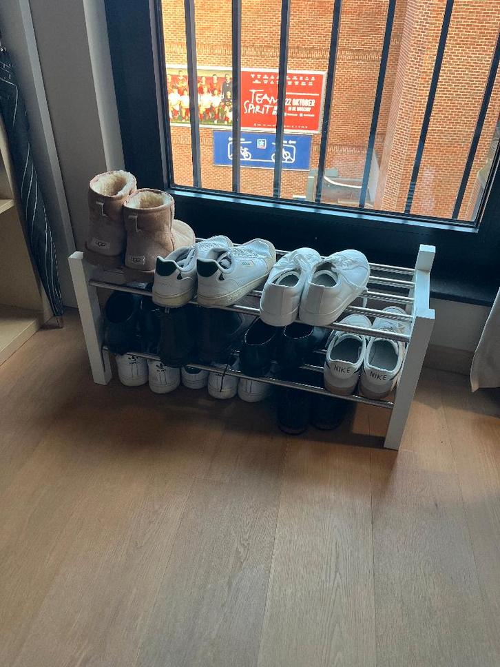 IKEA Tjusig Schoenenrek, wit, 79x32x37 cm, Maison & Meubles, Armoires | Étagères à chaussures, Comme neuf, Enlèvement