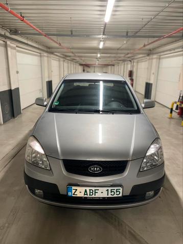 Kia Rio 2009 benzine beschikbaar voor biedingen