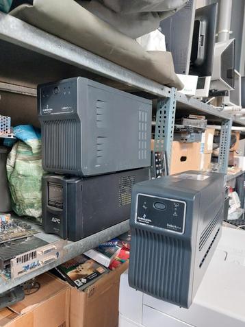3 ups voedingen zonder accu's ideaal voor zelfproject  beschikbaar voor biedingen