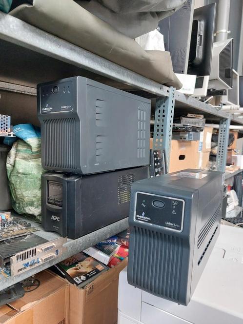 3 ups voedingen zonder accu's ideaal voor zelfproject, Computers en Software, Noodvoedingen (UPS), Ophalen
